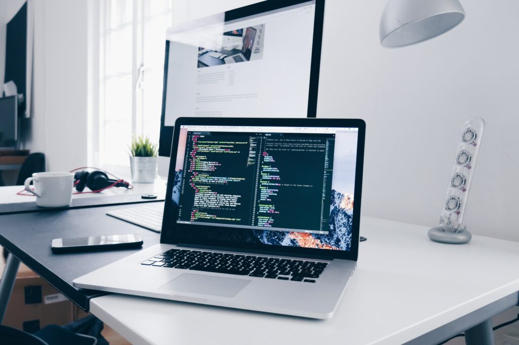 Les stratégies pour personnaliser les plans de formation grâce à l'intégration CRM et LMS